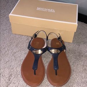 Michael Kors - MK Plate Thong